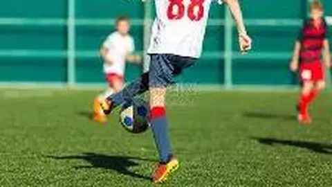 基米希神级远射助拜仁击败多特，延续连胜势头领跑积分榜