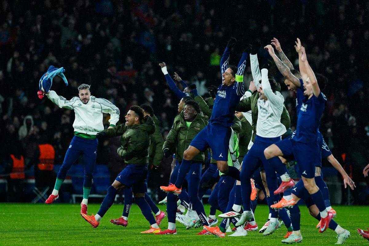 很高的竞技 很高的竞技